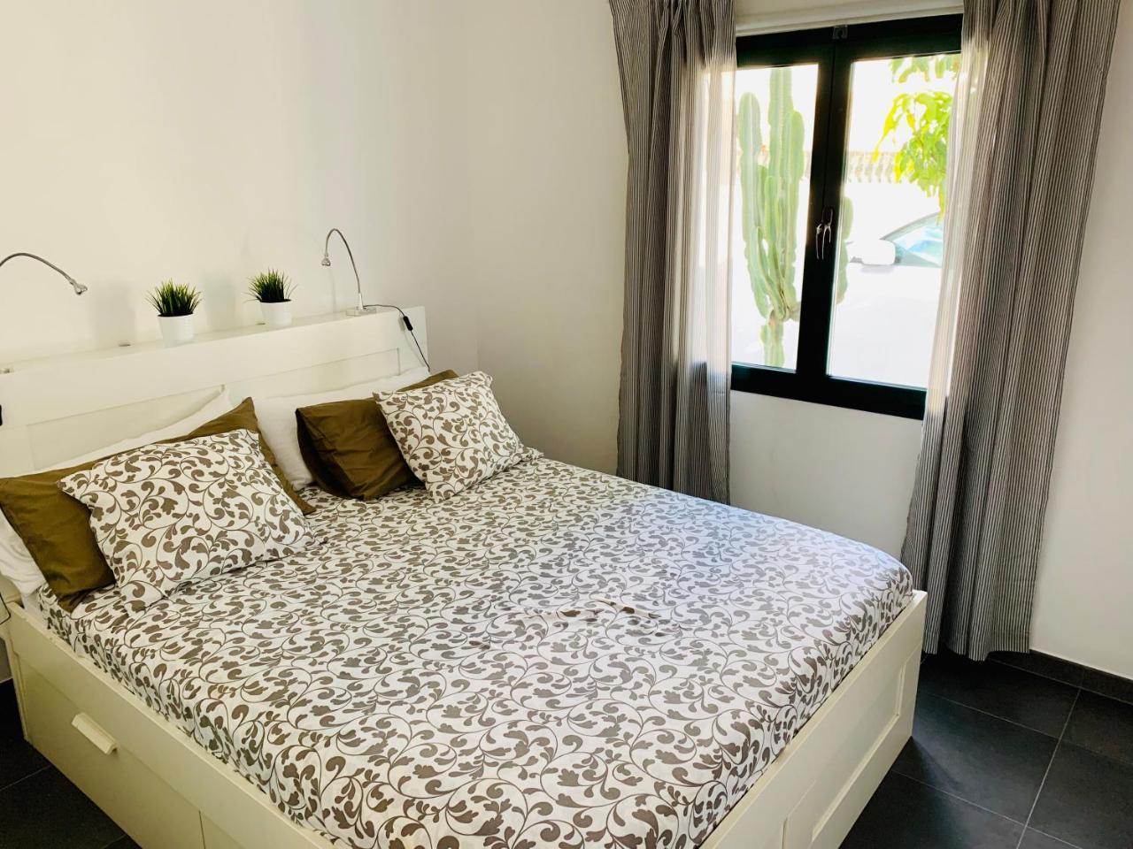 تياس Apartamentos Zalabar المظهر الخارجي الصورة