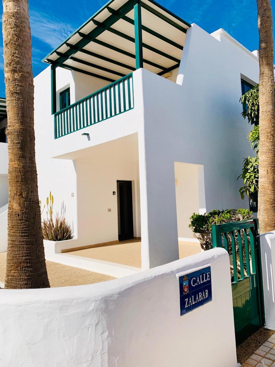 تياس Apartamentos Zalabar المظهر الخارجي الصورة