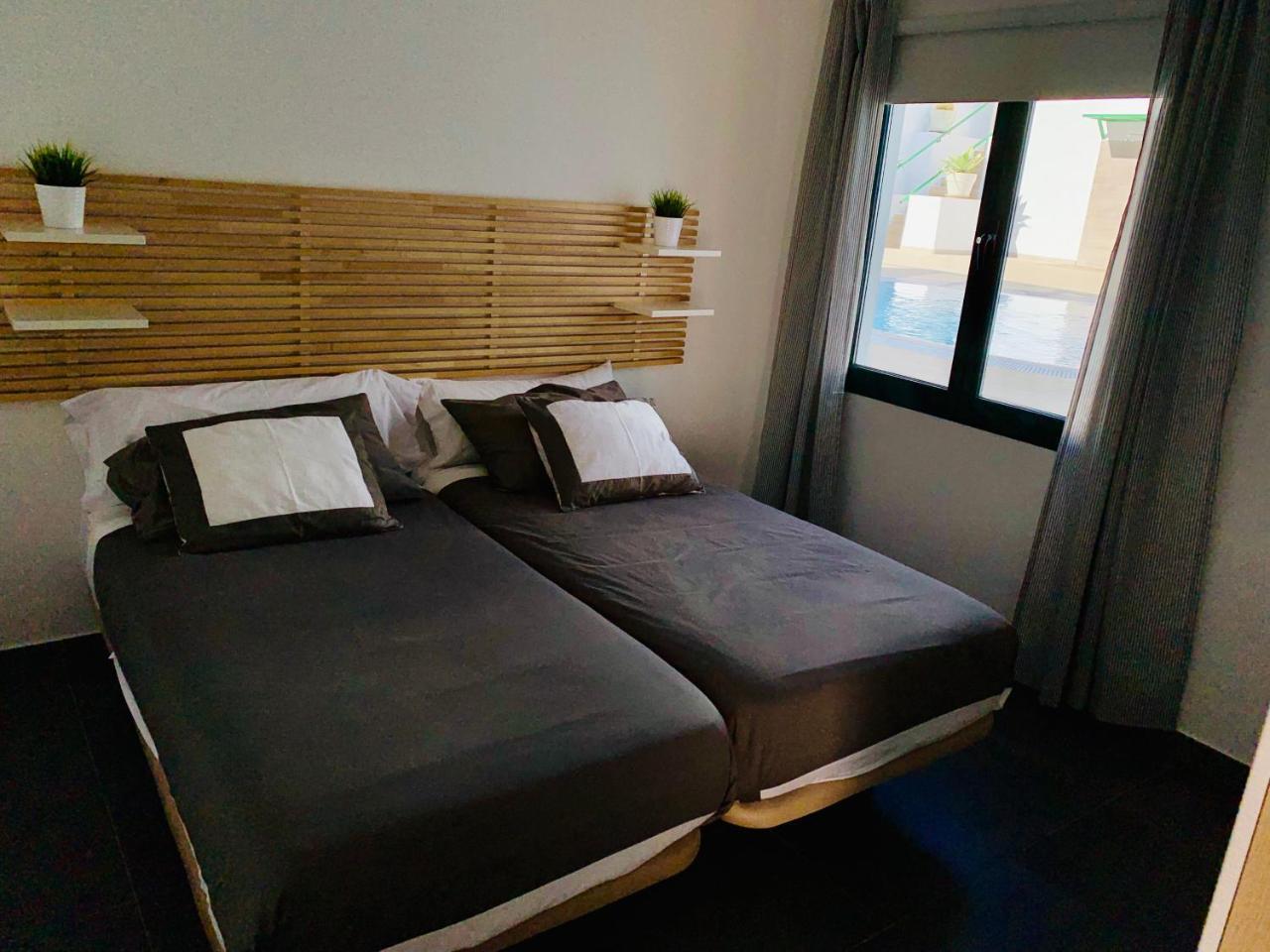 تياس Apartamentos Zalabar المظهر الخارجي الصورة