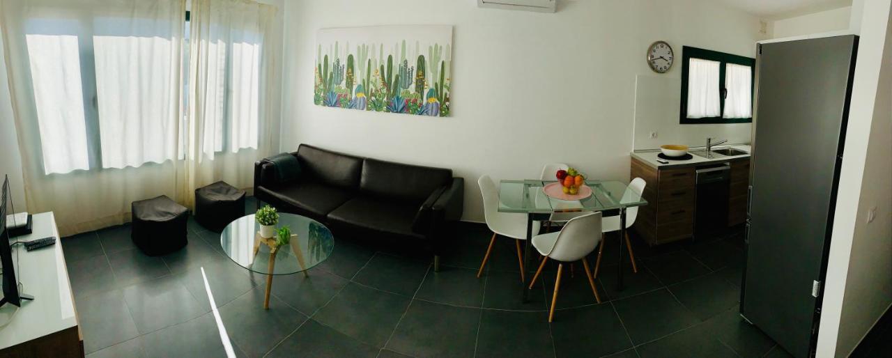 تياس Apartamentos Zalabar المظهر الخارجي الصورة